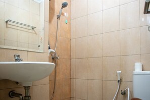 Studio | Bathroom - Homey And Cozy Stay Studio At Margonda Residence 2 Apartment (Depok)