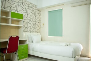 Studio - Homey And Cozy Stay Studio At Margonda Residence 2 Apartment (Depok)