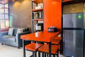 Living area - Modern And Best View 2Br Apartment At Bale Hinggil (Surabaya)