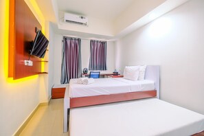 Interior - Minimalist And Classic Studio At Evenciio Margonda Apartment (Depok)