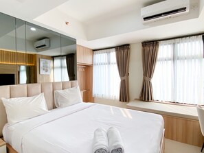 Studio - Comfortable Stay Studio At Pollux Chadstone Apartment (Cikarang)