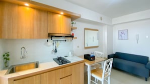 Apartemen | Makan di kamar