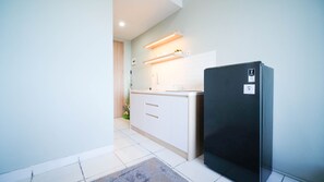 開放式客房 | 私人廚房 | 電冰箱、爐台、電鍋