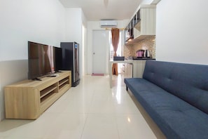 Interior - Comfortble 2Br At Bassura City Apartment (Jakarta)