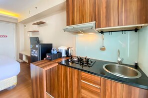Studio | Private kitchen - Good Deal And Comfy Studio At Bassura City Apartment (Jakarta)
