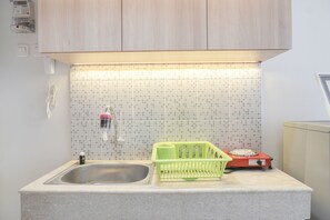 Studio | Private kitchen - Comfy Studio Apartment At Evenciio Margonda (Depok)