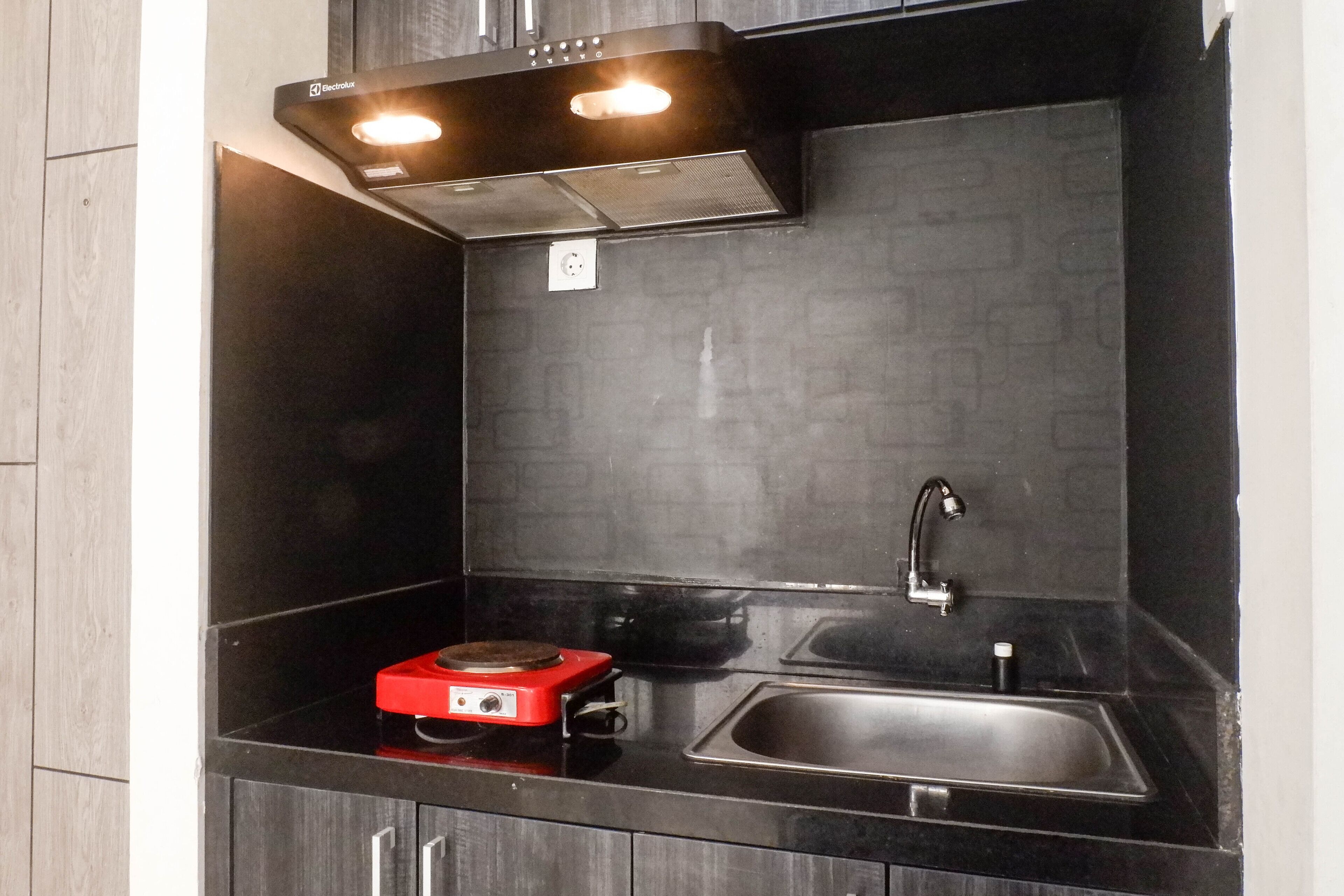 Studio | Private kitchen | Fridge, stovetop, rice cooker