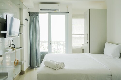 Modern Studio At Poris 88 Apartment