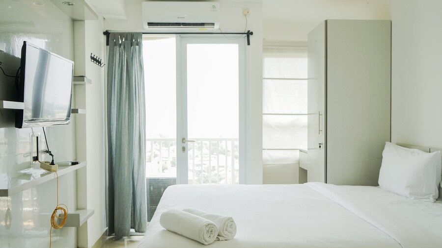 Modern Studio At Poris 88 Apartment