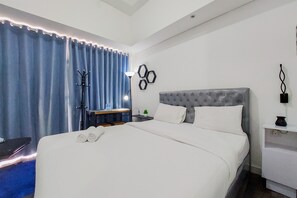 Room - Comfort And Enjoy Living Studio Room At Casa De Parco Apartment (Pagedangan)