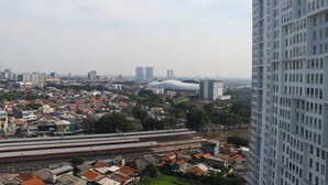 Gambar tidak terklasifikasi, 2 dari 18, tombol