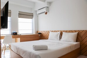 Apartment | 1 bedroom - Minimalist And Cozy 1Br Patraland Urbano Apartment (Bekasi)