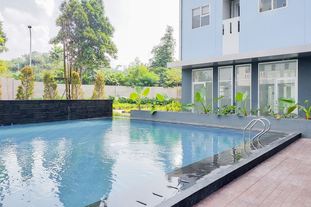 Luxury Studio At 19Th Floor Apartment Urbantown Serpong