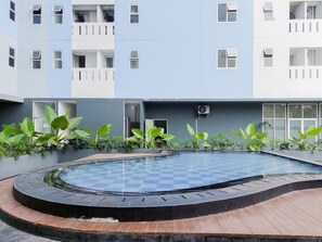 Outdoor pool - Luxury Studio At 19Th Floor Apartment Urbantown Serpong (South Tangerang)