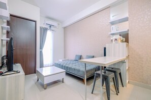 Interior - Comfy And Modern 2Br At Transpark Cibubur Apartment (Depok)