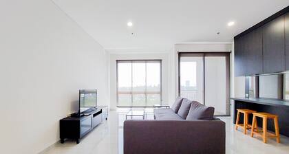 Fancy And Nice 2Br At Lloyd Alam Sutera Apartment