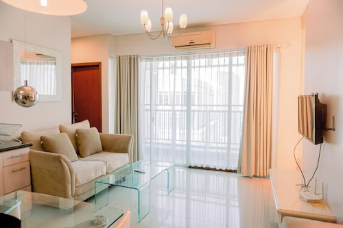 高雅且位置优越的Thamrin Residence 的2居室公寓