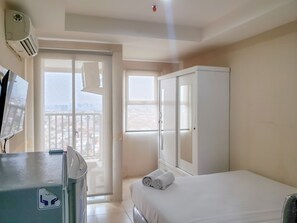 Room - Nice And Elegant Studio At Belmont Residence Puri Apartment (Jakarta)