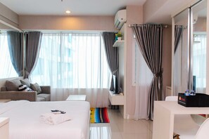 Interior - Comfort And Best Deal Studio At Grand Kamala Lagoon Apartment (Bekasi)