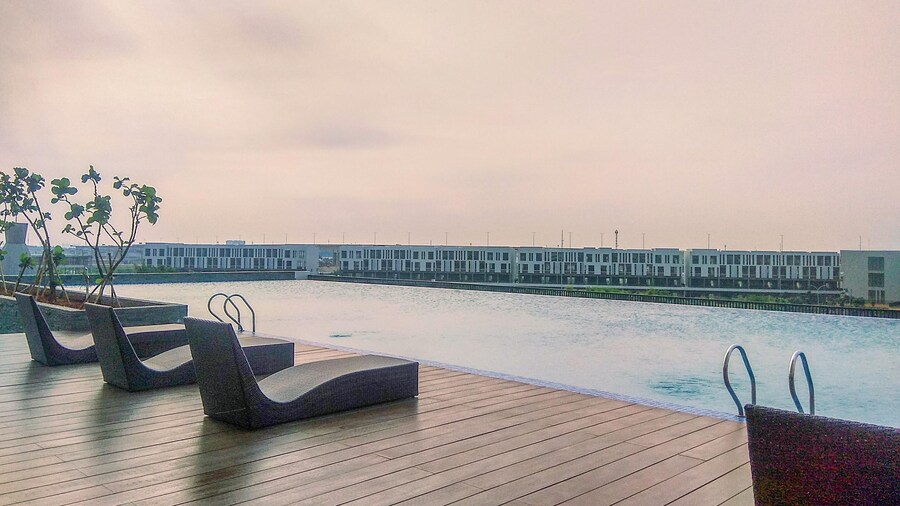 Comfort 1Br At Vasanta Innopark Apartment