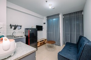 Interior - Comfy And Elegant 2Br Tifolia Apartment Pulomas Rawamangun (Jakarta)