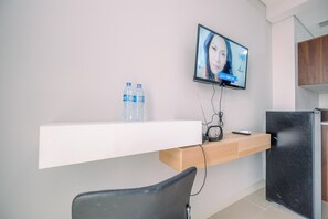 Estúdio | 1 quarto, escrivaninha
