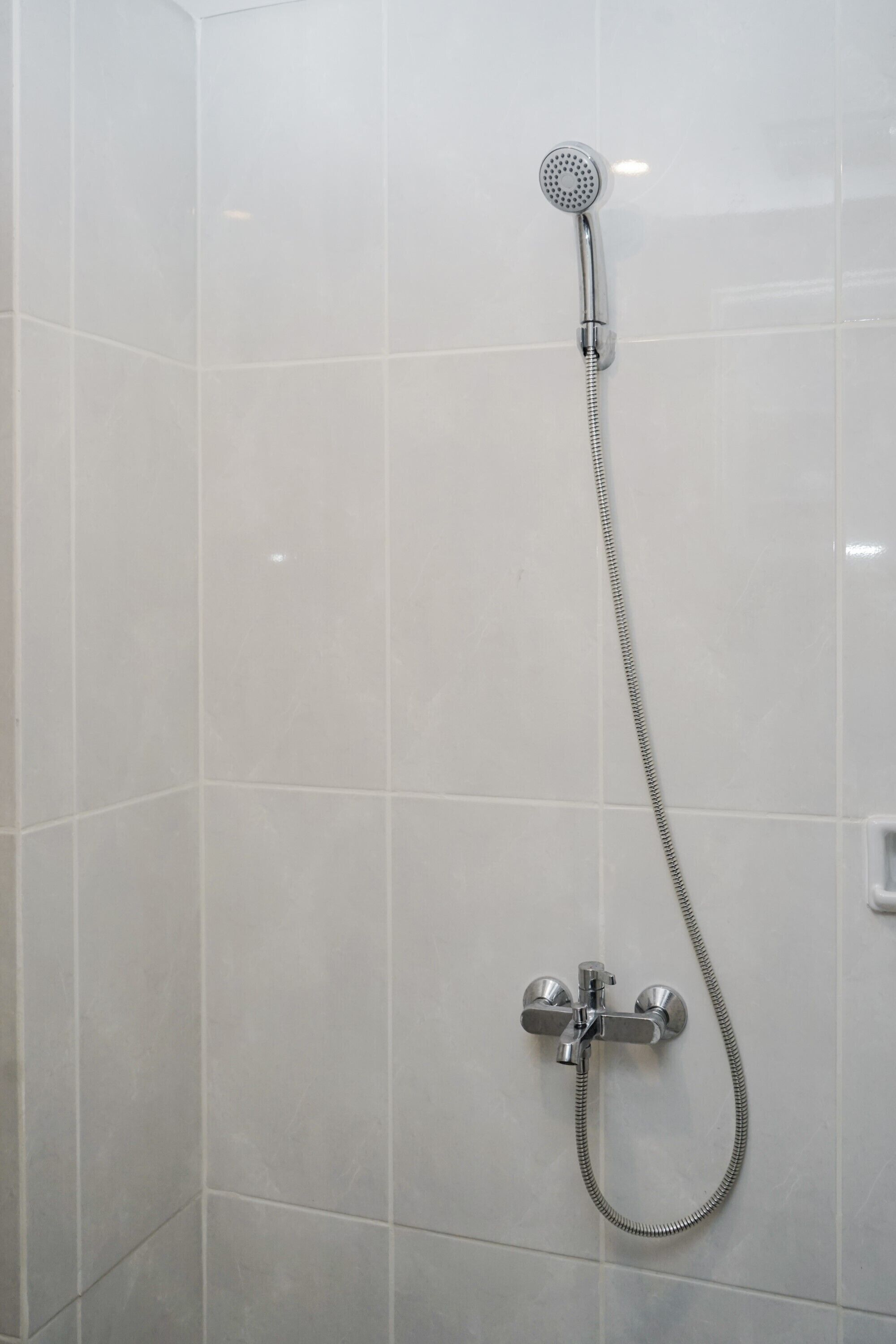 Ducha, toallas, jabón, shampoo