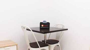 Studio | In-room dining