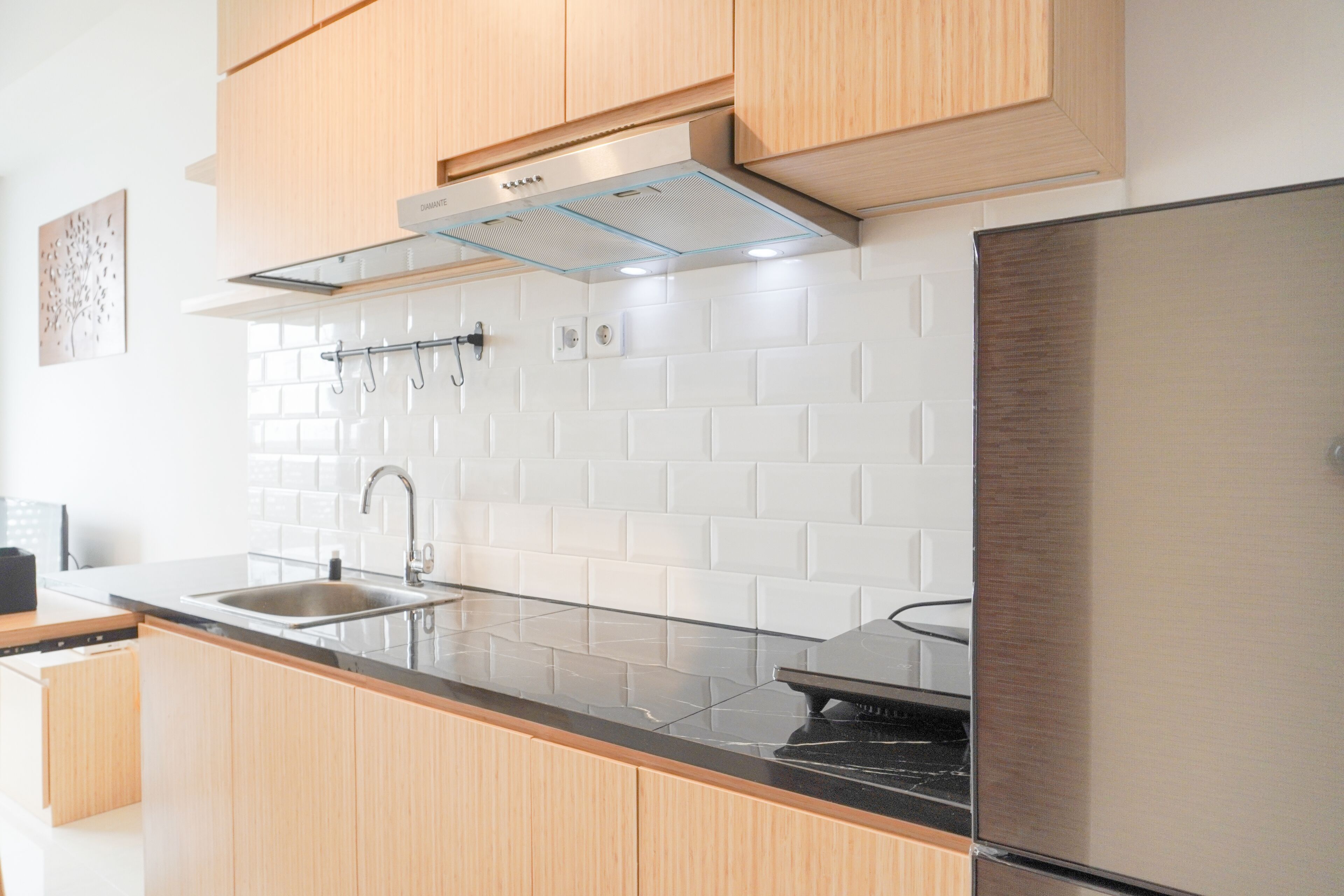 Studio | Yksityinen keittiö | Jääkaappi, liesi, riisinkeitin, ruokailupöytä