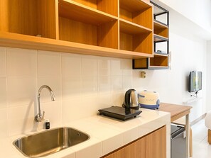 Studio | Eigene Küche | Mini-Kühlschrank, Herdplatte, Reiskocher, Esstisch