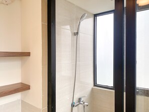 Bathroom - Cozy Living And Comfort 3Br Meikarta Apartment (Cikarang)