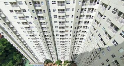 Stylish 1Br Apartment Parahyangan Residence