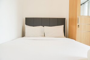 Studio - Comfortable And Well Design Studio Tokyo Riverside Pik 2 Apartment (Teluknaga)
