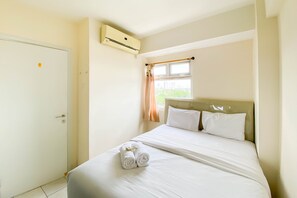 Apartment - Homey And Comfort 2Br Green Pramuka City Apartment (Jakarta)