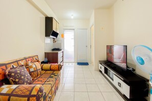 Interior - Homey And Comfort 2Br Green Pramuka City Apartment (Jakarta)