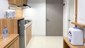 Apartment | Eigene Küche | Kühlschrank, Herdplatte, Reiskocher