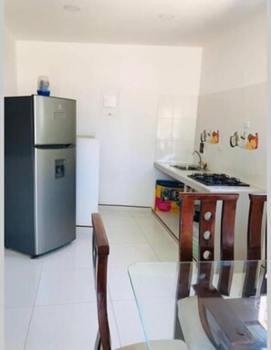 Private kitchen - Casa - Cabaña ELA en Coveñas, Frente al mar (Sucre)