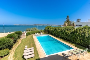 Villa, fumeur | 4 chambres