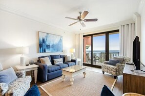 TV - 🌊Snowbird Special Jan–Feb! Crab Island & Gulf Views~3BR Emerald Grande W729 (Destin)