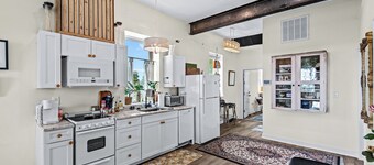 Downtown Residential Suite across from the Beach