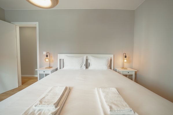 1 bedroom, iron/ironing board, free WiFi - Crystal Palace Garden by Vacationy (Porto)