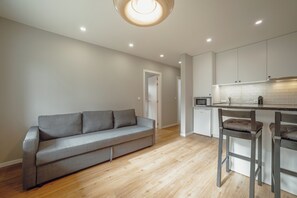 Living area - Crystal Palace Garden by Vacationy (Porto)