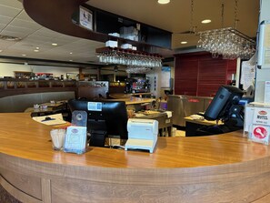 Restaurant - Hôtel La porte de la Mauricie (Yamachiche)