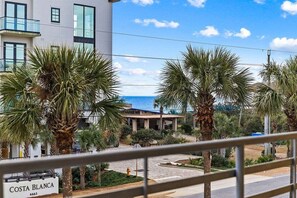 Property grounds - 🎅🏻 Christmas at the Private Beach Access - Ocean Views - Hot Tub (Santa Rosa Beach)
