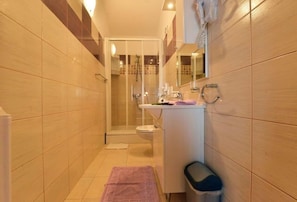 Apartment (Stanza Diniano - with pool - 1 - R1 L) | Bathroom