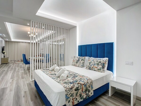 1 bedroom, desk - Torre Palace II by Atlantic Holiday (Camara de Lobos)