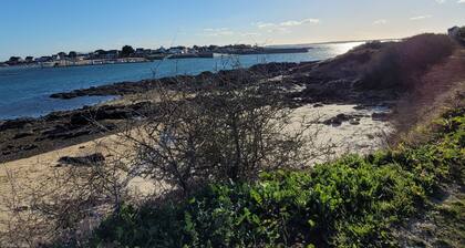 Maison en Bord de Mer, Bretagne Sud, Morbihan, Dans une Jolie Cité de Caractère