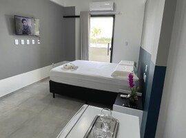 Suíte conforto | Escrivaninha, Wi-Fi de cortesia