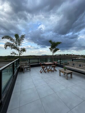 ลานระเบียง/นอกชาน