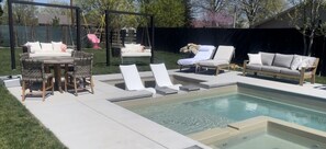 Piscine extérieure, piscine chauffée